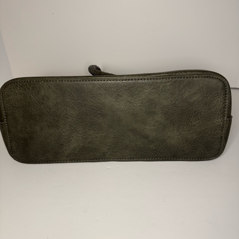 Deux Lux Green Vegan Leather Tote Bag - Picture 10 of 13